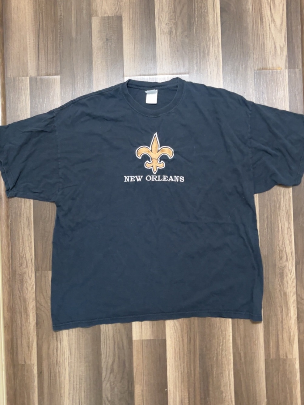 NEW ORLEANS Saints Football Embroidered Men’s XXL Black Shirt
